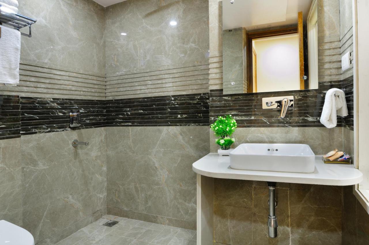 Hotel Worth Newly Bulit - New Delhi Buitenkant foto