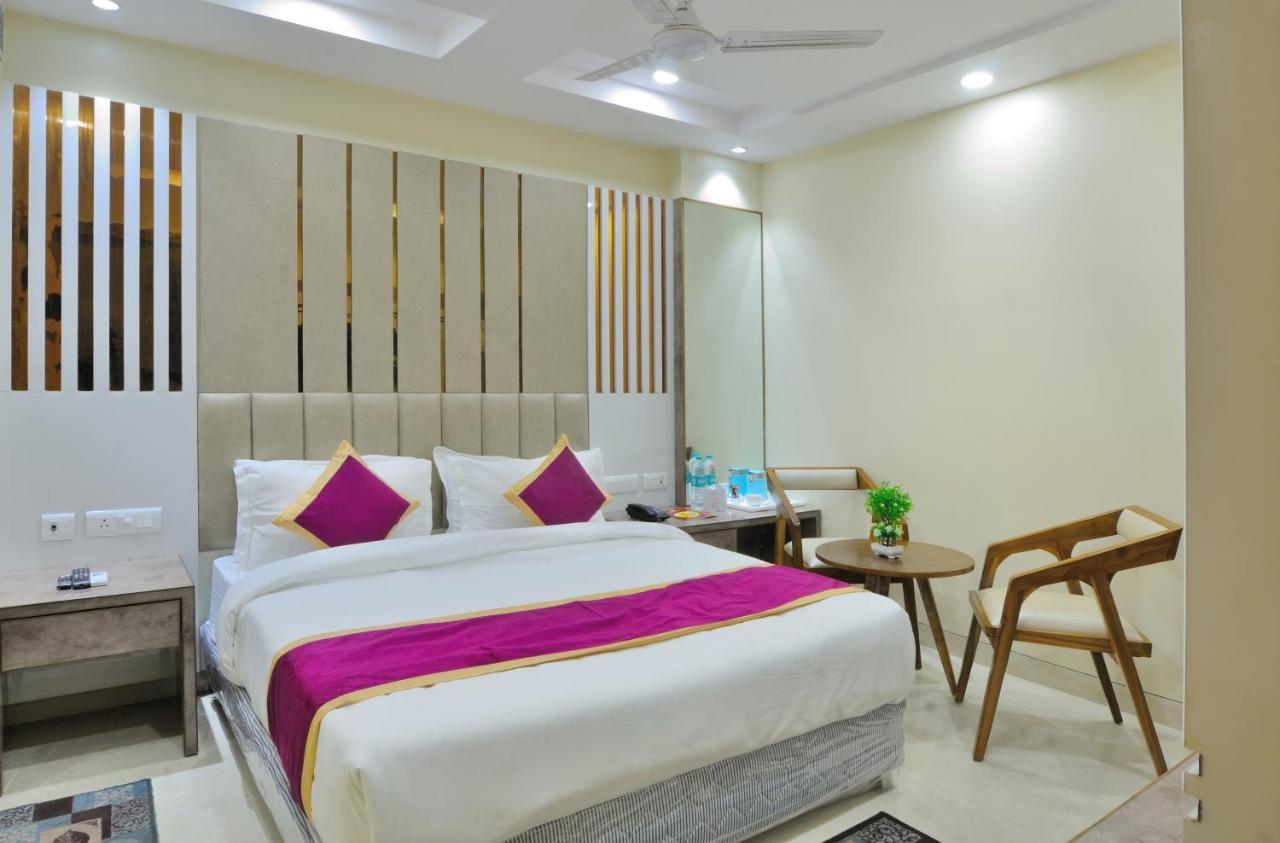 Hotel Worth Newly Bulit - New Delhi Buitenkant foto