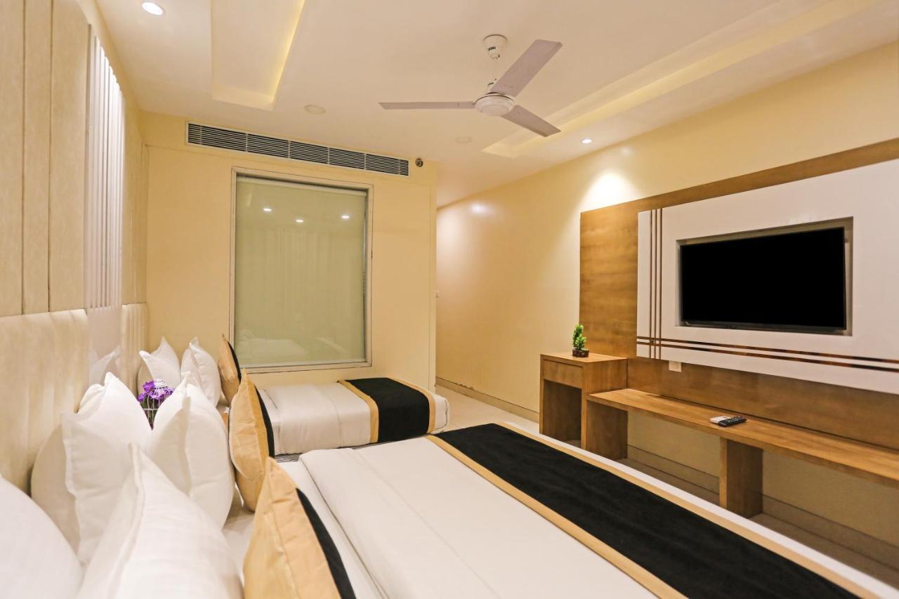 Hotel Worth Newly Bulit - New Delhi Buitenkant foto