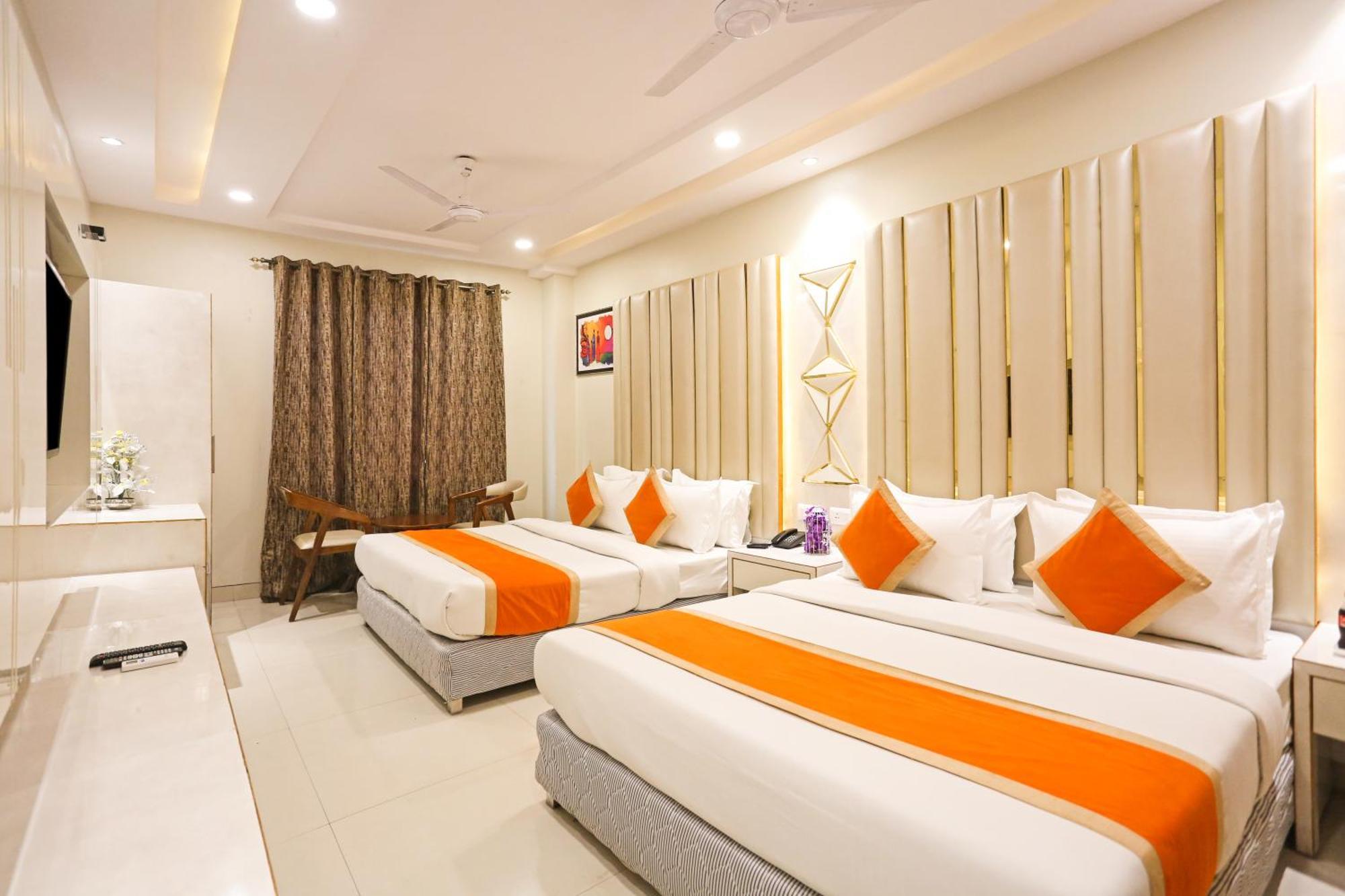 Hotel Worth Newly Bulit - New Delhi Buitenkant foto