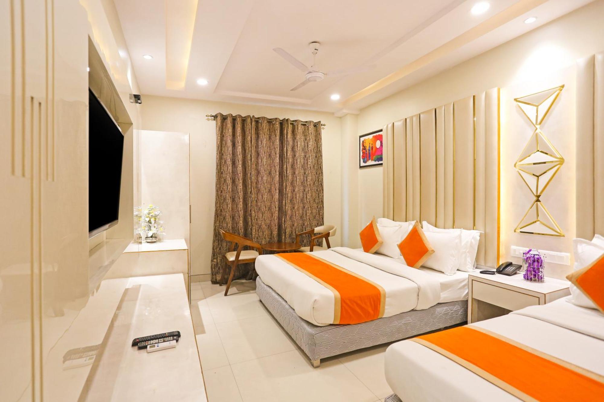 Hotel Worth Newly Bulit - New Delhi Buitenkant foto