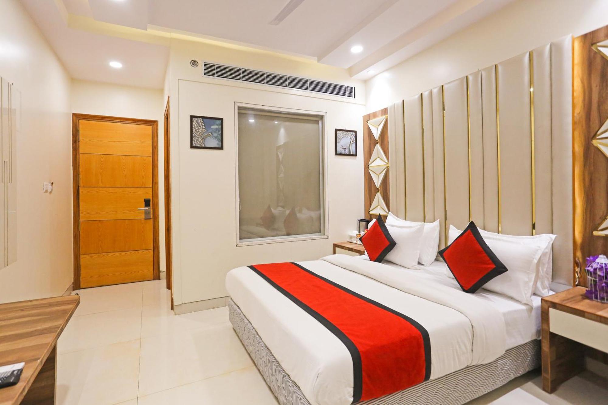 Hotel Worth Newly Bulit - New Delhi Buitenkant foto