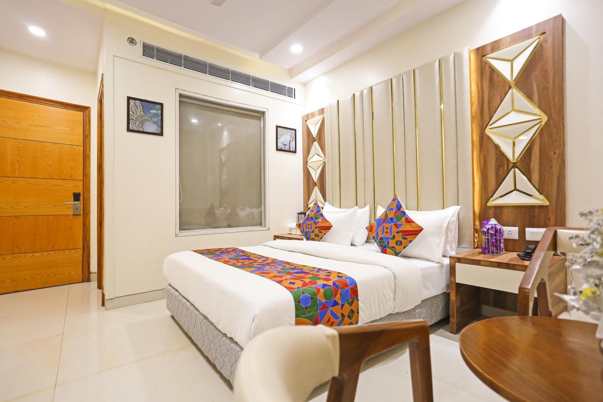 Hotel Worth Newly Bulit - New Delhi Buitenkant foto