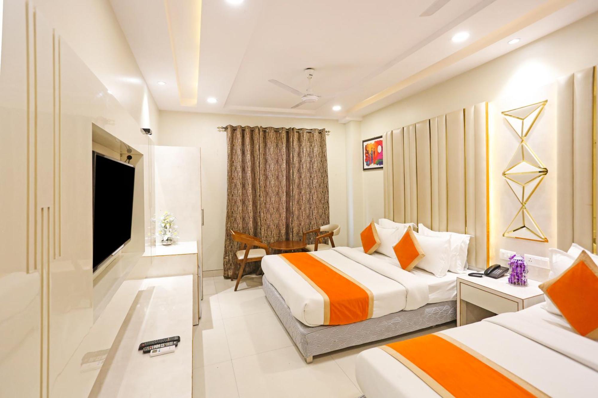 Hotel Worth Newly Bulit - New Delhi Buitenkant foto